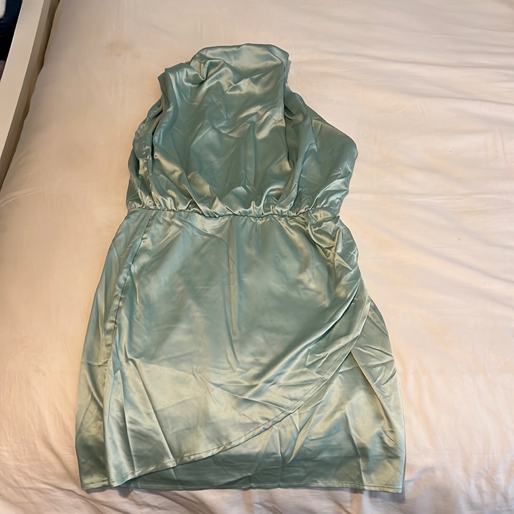 L’ABEYE Vanessa Sea Green Satin Mini Dress size medium